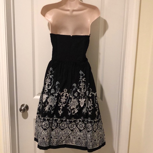 WHBM black strapless dress Sz 6 - Picture 4 of 6